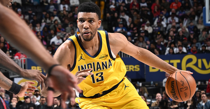 老鹰签约布拉德利填补前场阵容深度