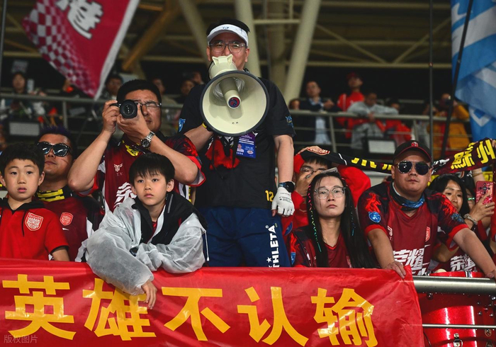 省队方案引爆足球改革讨论：谁赢谁代表中国踢